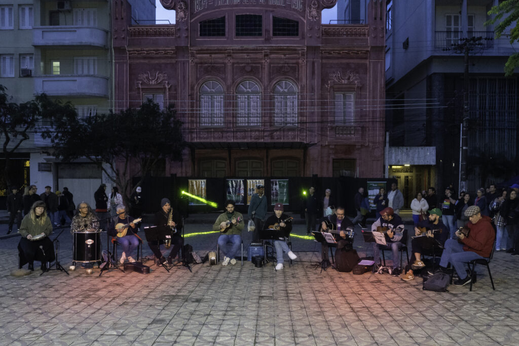 Cópia de Cópia de À LUZ DA MEMÓRIA PELOTAS